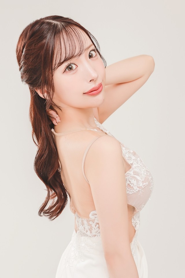 宮近 もえプロフィール写真3